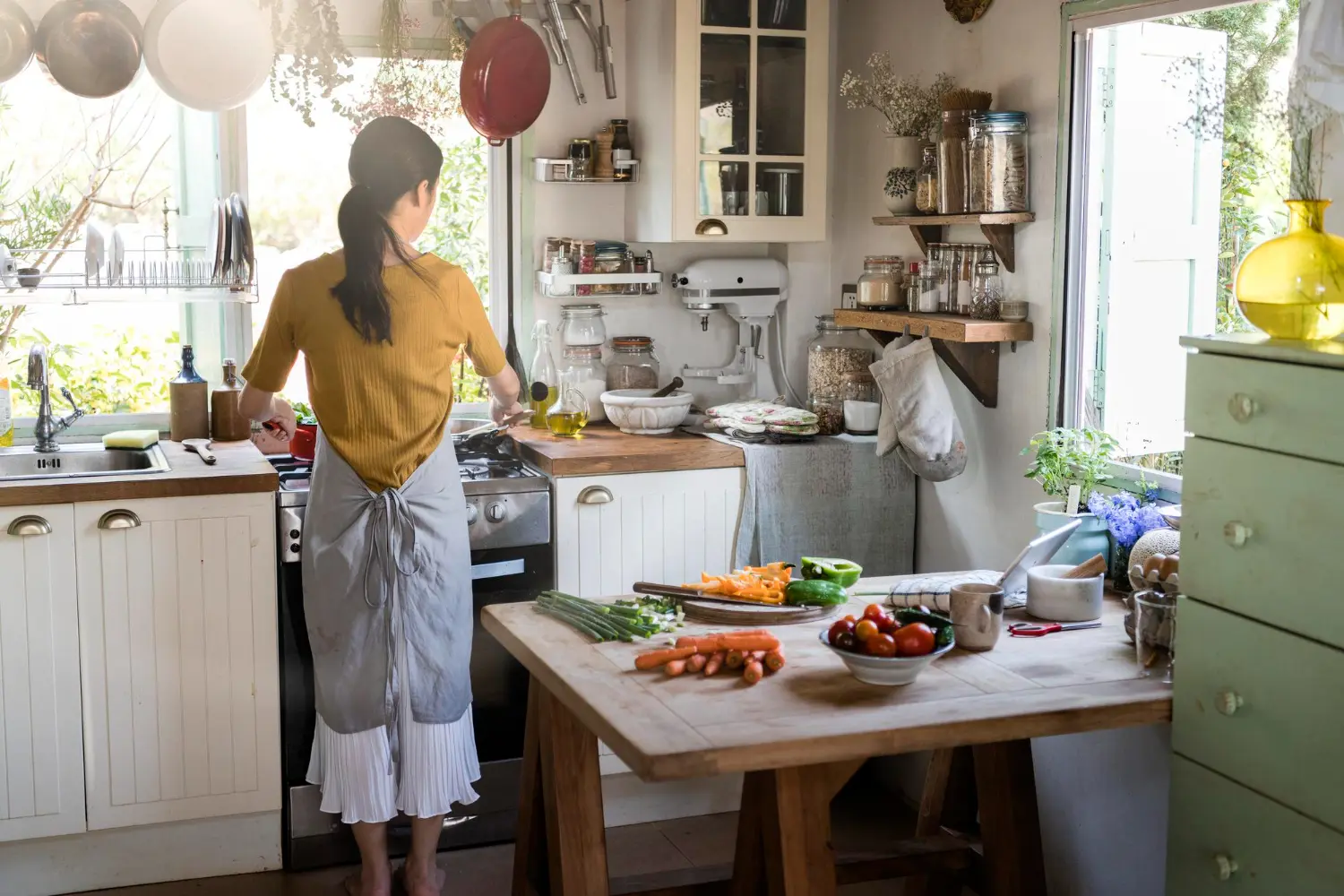 Cara Menyulap Sudut Dapur Kecil Menjadi Area Siap Masak yang Rapi