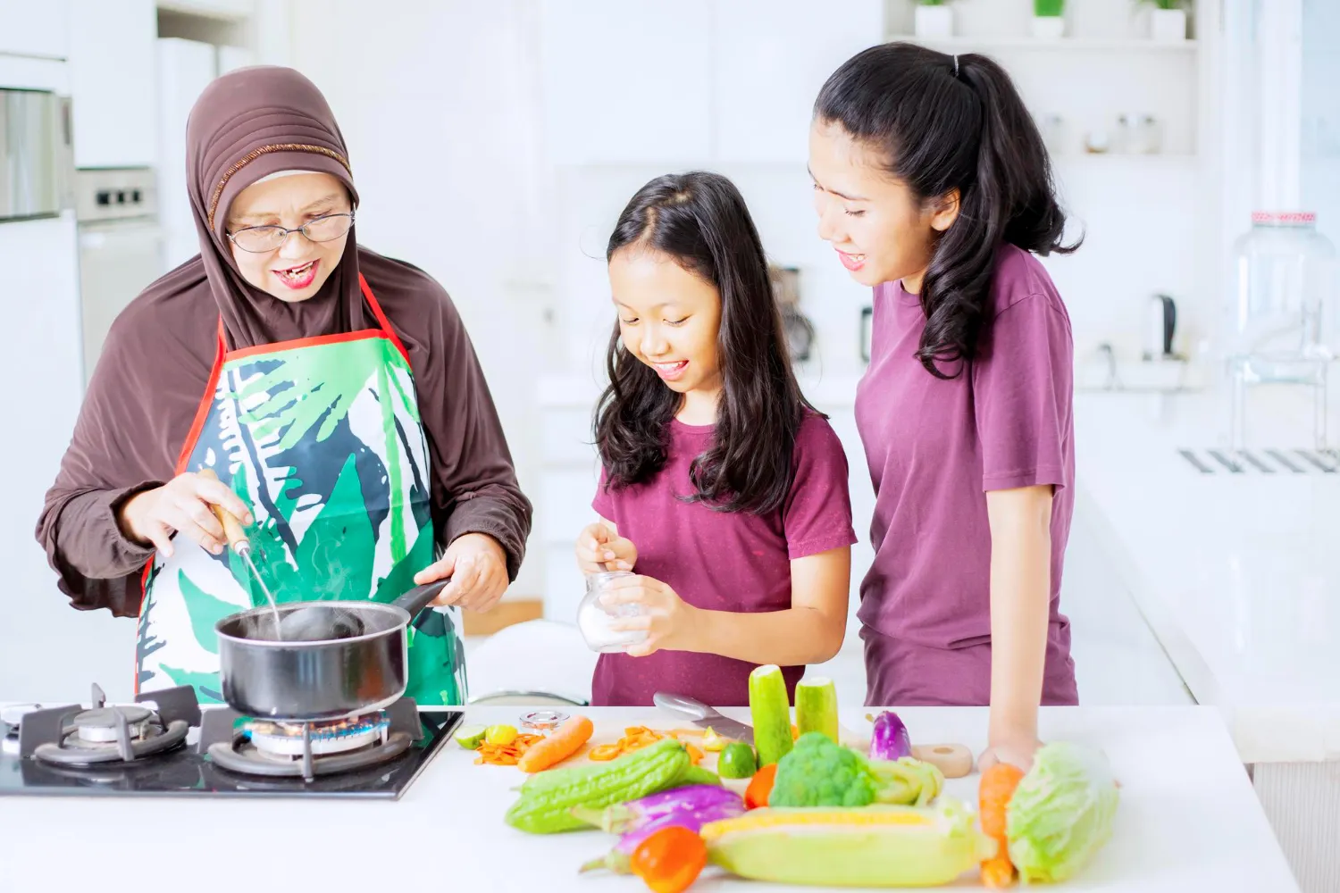Kenapa Anak Muda Perlu Belajar Masak, Bukan Cuma Bisa Order Online