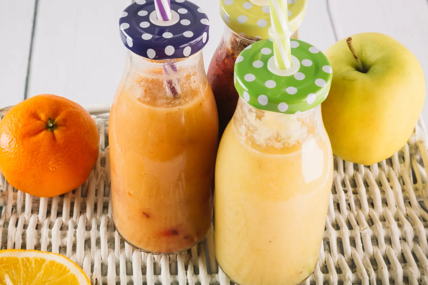 Tren Jus Cold-Pressed: Apakah Lebih Sehat dari Jus Biasa?