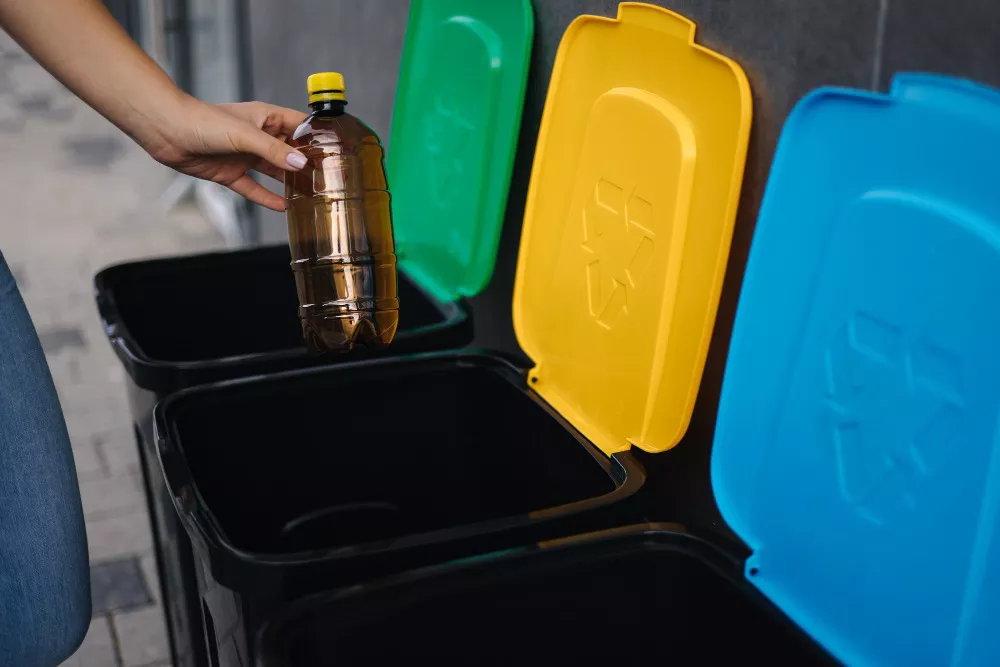 Trik Efektif Mengurangi Penggunaan Plastik di Dapur untuk Gaya Hidup Lebih Ramah Lingkungan