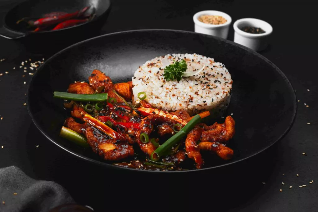 Hidangan Spesial dari Dapur Ibu: Resep dengan Minyak Goreng Pilihan
