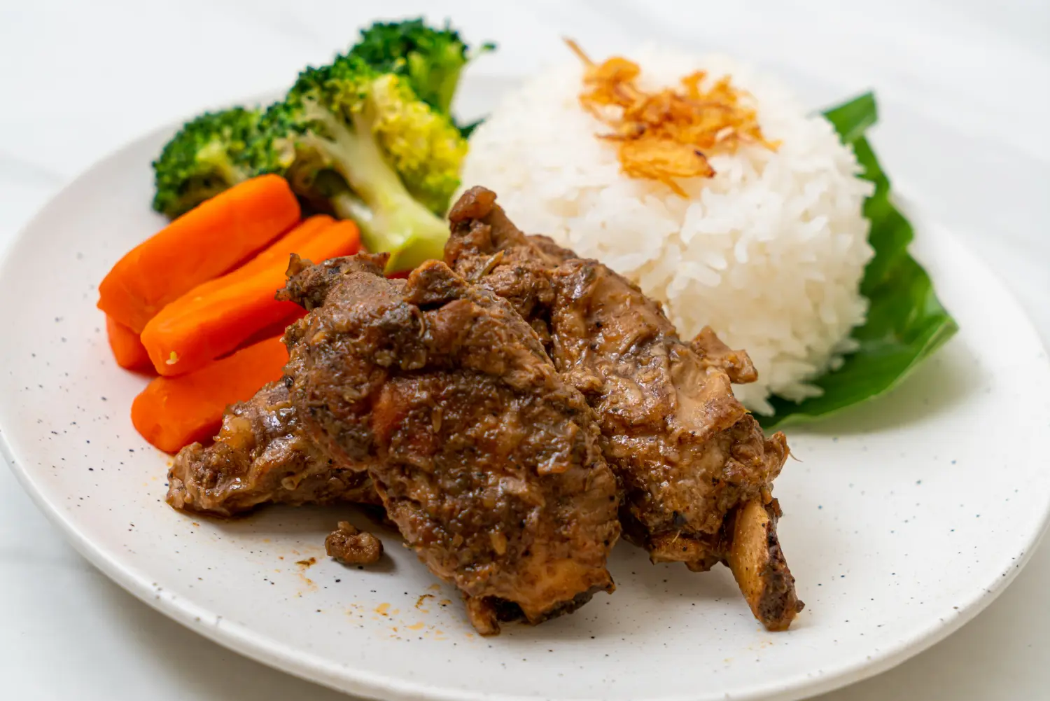 Mengapa Warna Makanan Berpengaruh pada Nafsu Makan Anak