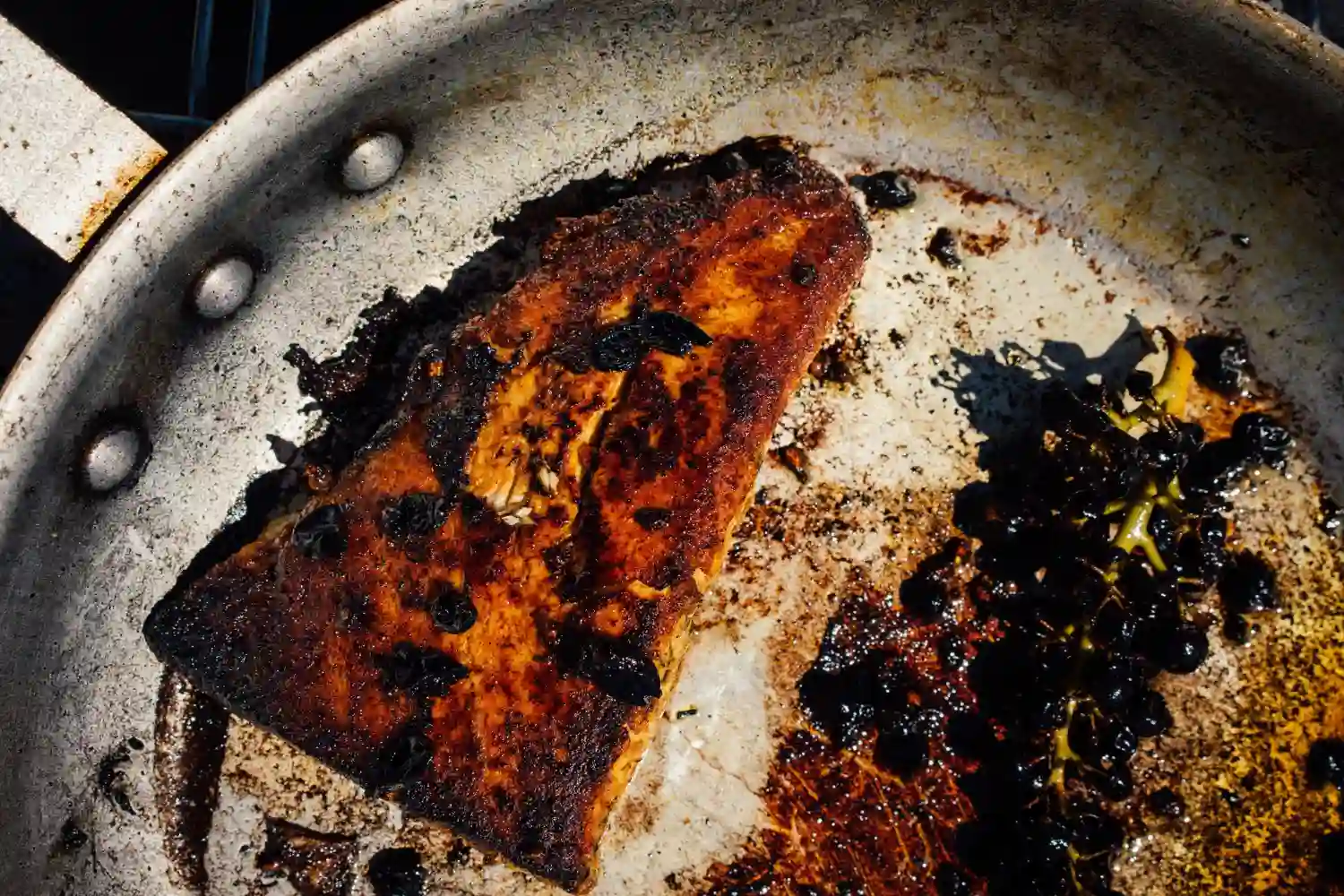Mengapa Bau Gosong di Dapur Tak Boleh Dianggap Sepele