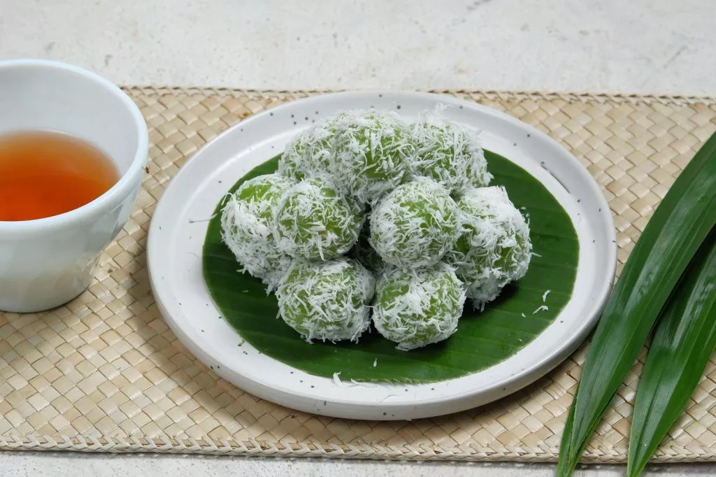 Manis Tradisional: Menciptakan Kelezatan dengan Tepung Beras dalam Olahan Kue-Kue Klasik