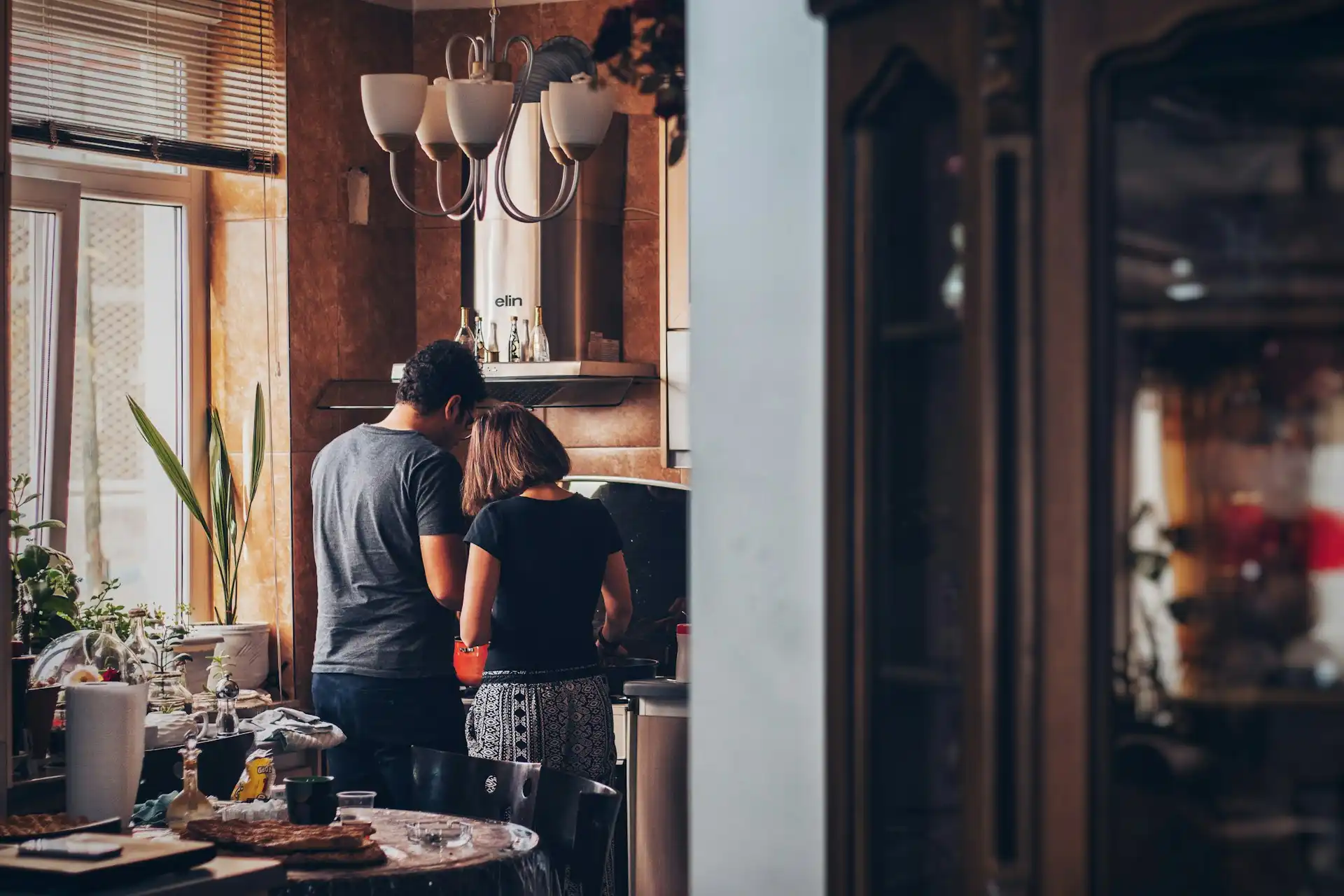 Fakta Menarik tentang Pengaruh Warna Interior Dapur terhadap Mood Memasak