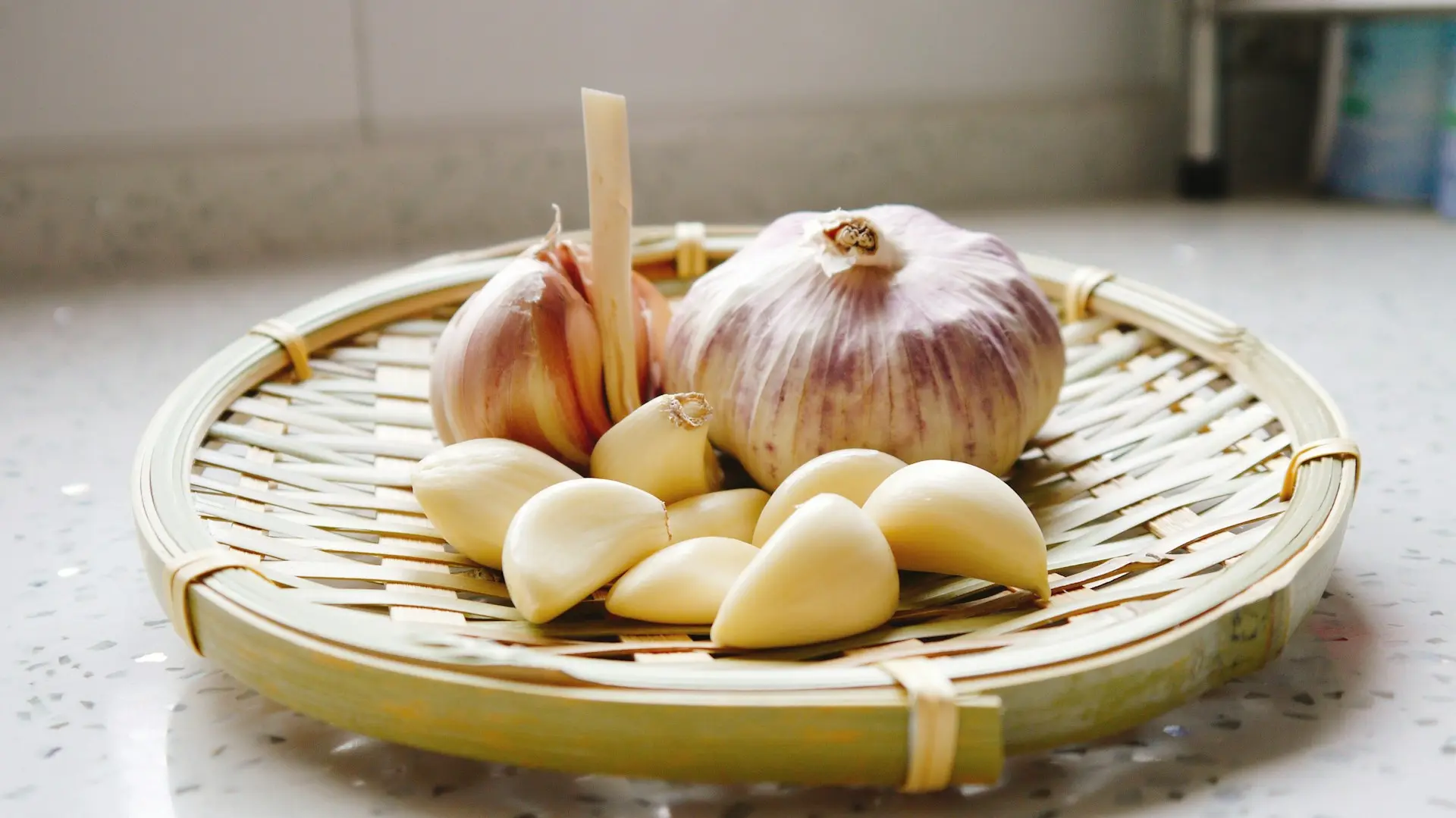 Tips Simpan Bawang Putih agar Tak Cepat Busuk