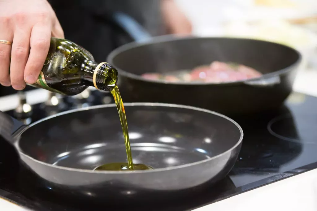 Minyak Goreng Sehat: Solusi Terbaik untuk Hidangan Sehari-hari Anda