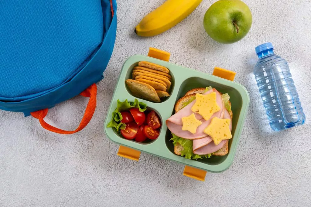 Pentingnya Sajian Warna-Warni dalam Makanan Bekal Anak
