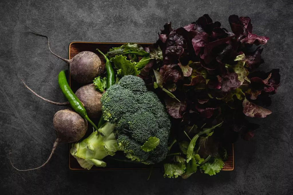Sayuran Berwarna Gelap: Kelezatan dan Nutrisi yang Jarang Dimasak