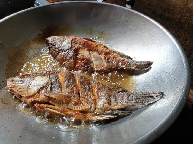 Kesalahan yang Sering Terjadi saat Menggoreng dalam Jumlah Banyak