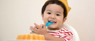 Langkah Mudah Mengajarkan Anak Pola Makan Sehat sejak Dini